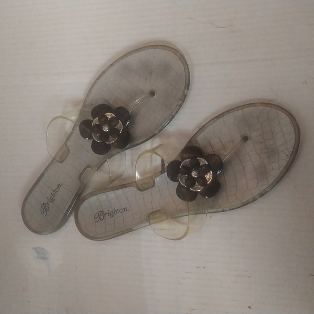 BRIGHTON Silver Croc with black and silver Patterns Floral Flip Flops Sz 10 N